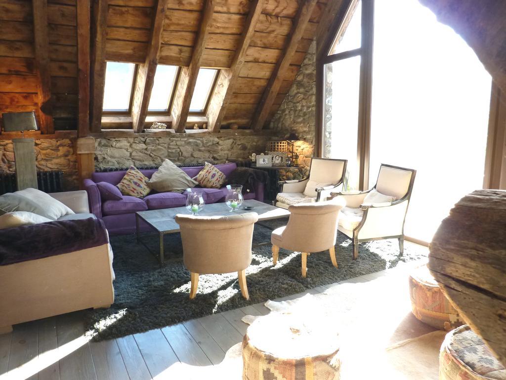 La Borda Del Zarrastiecho Villa Sallent De Gallego Room photo