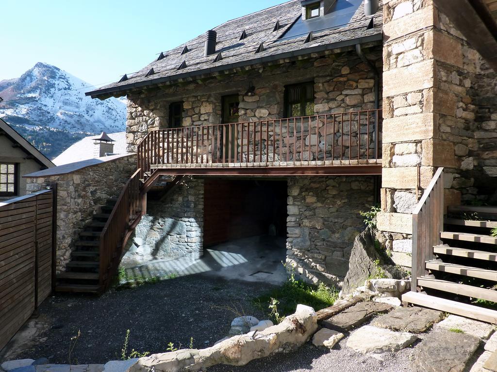 La Borda Del Zarrastiecho Villa Sallent De Gallego Room photo