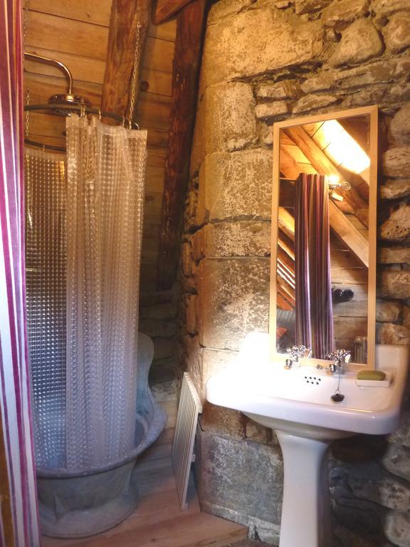 La Borda Del Zarrastiecho Villa Sallent De Gallego Room photo